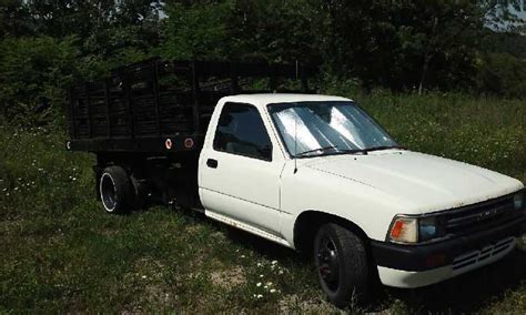 Toyota dually for sale craigslist - 2021 Ford F-550 Chassis XLT. WAS: $99995 NOW: $93995 plus taxes and licensing fees A former daily rental, a 2021 F-550 XLT 4x4 dually with Central Truck Body flat deck, includes a Ford warranty for added assurance.
